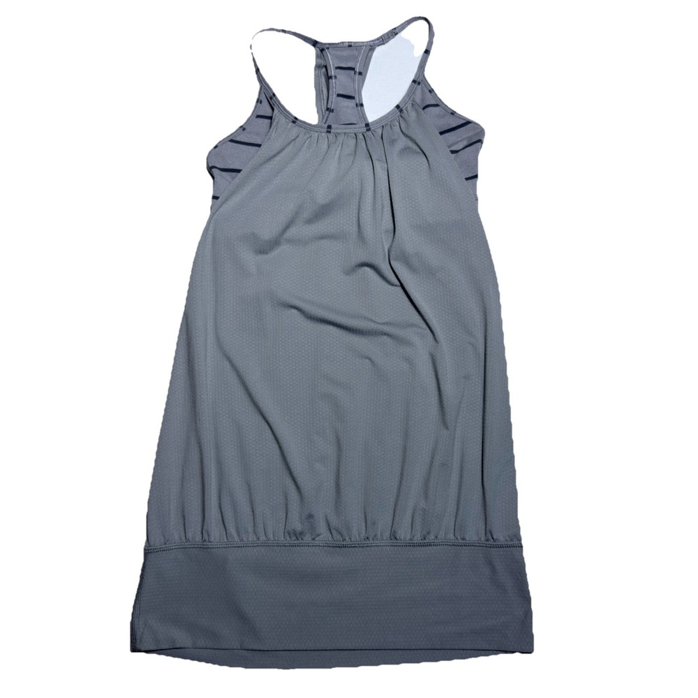 Lululemon No Limits Grey Striped Tank Top Women's size 4 Gym Yoga - Picture 1 of 7